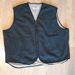 Woolrich wool and sherpa vest- dark green